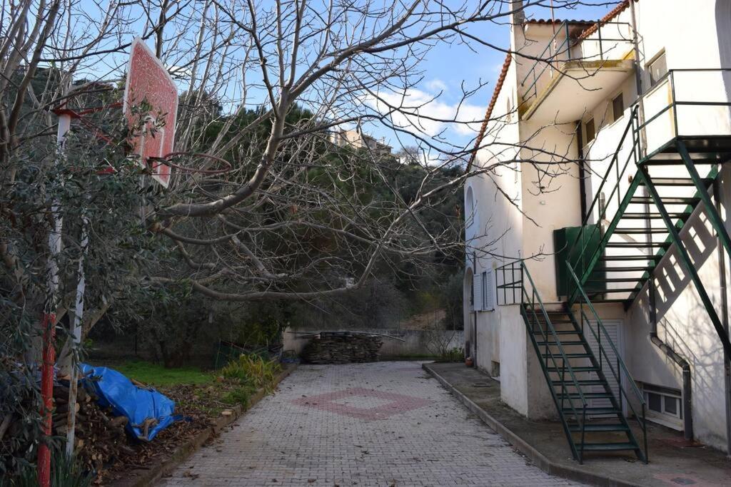 Ολόκληρος Όροφος Αγροτική Οικία Apartment Neos Pirgos Bagian luar foto